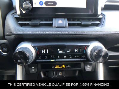 2025 Toyota RAV4 XLE - Photo 20