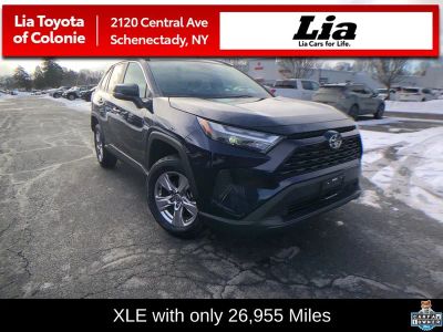 2025 Toyota RAV4 XLE - Photo 2
