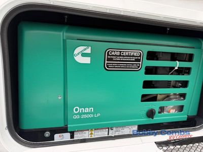2026 Lance Lance Truck Campers - Photo 8