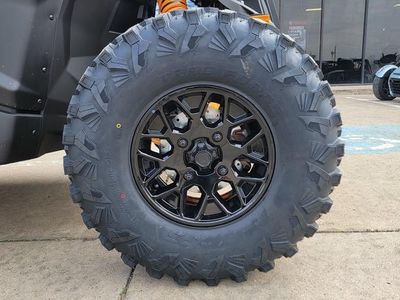 2026 Can-Am Maverick X3 MAX DS Turbo Scandi Blue & Orange Crush - Photo 23