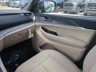 2026 Jeep Grand Cherokee L — photo 18 view