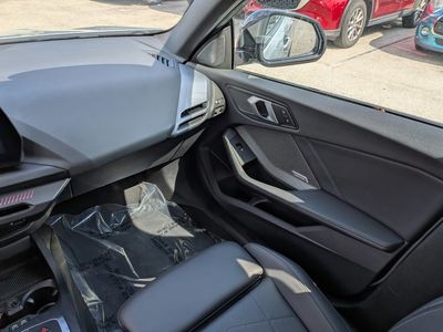 2026 BMW 2 Series — photo 17 view