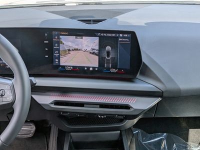 2026 BMW 2 Series — photo 18 view