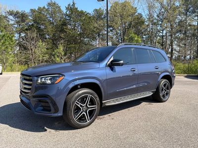 2024 Mercedes-Benz GLS — detail view