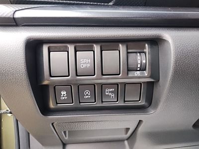 2025 Subaru Forester - Photo 25