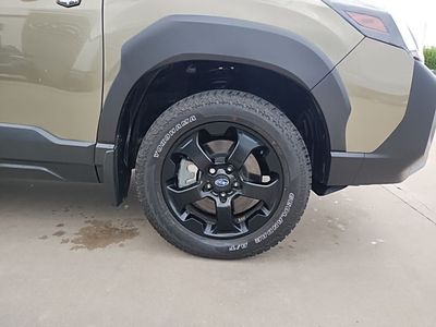 2025 Subaru Forester - Photo 16