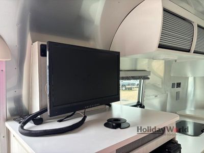 2022 Airstream Bambi - Photo 12