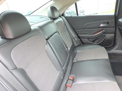 2013 Chevrolet Malibu — photo 14 view
