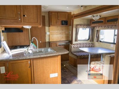 2011 Autumn Ridge 245DS — photo 7 view