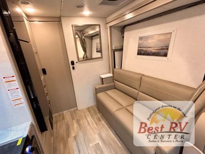 2026 Thor Motor Coach Four Winds Sprinter — photo 45 view