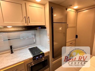2026 Thor Motor Coach Four Winds Sprinter — photo 59 view