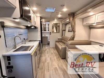 2026 Thor Motor Coach Four Winds Sprinter — photo 13 view