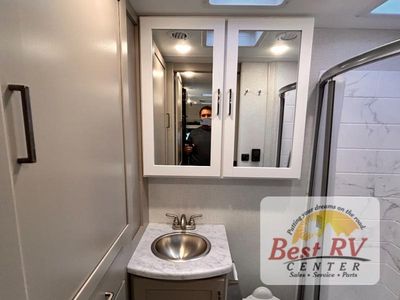 2026 Thor Motor Coach Four Winds Sprinter — photo 73 view