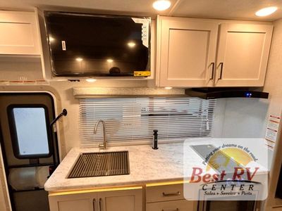 2026 Thor Motor Coach Four Winds Sprinter — photo 36 view