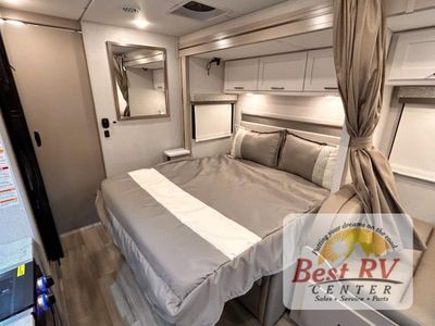 2026 Thor Motor Coach Four Winds Sprinter — photo 50 view