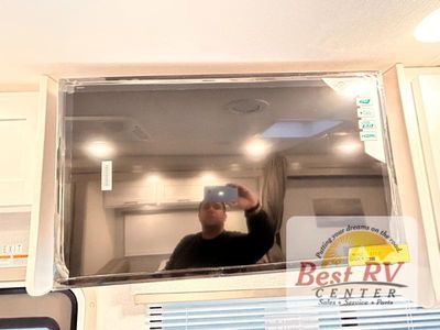 2026 Thor Motor Coach Four Winds Sprinter — photo 40 view