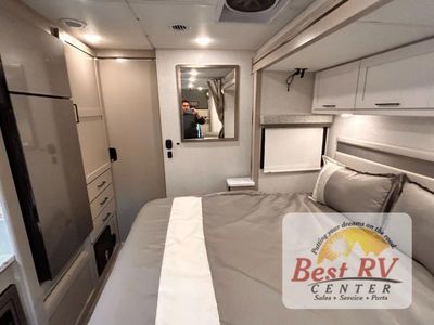 2026 Thor Motor Coach Four Winds Sprinter — photo 56 view