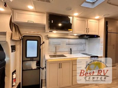 2026 Thor Motor Coach Four Winds Sprinter — photo 35 view