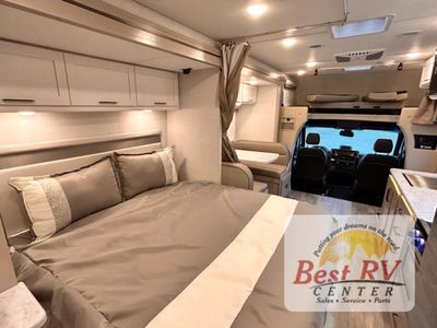 2026 Thor Motor Coach Four Winds Sprinter — photo 64 view