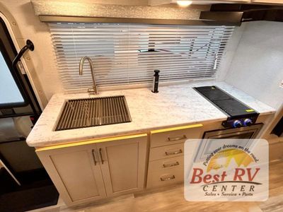 2026 Thor Motor Coach Four Winds Sprinter — photo 37 view