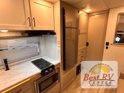 2026 Thor Motor Coach Four Winds Sprinter — photo 41 view
