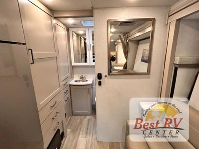 2026 Thor Motor Coach Four Winds Sprinter — photo 66 view