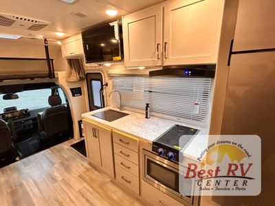 2026 Thor Motor Coach Four Winds Sprinter — photo 99 view
