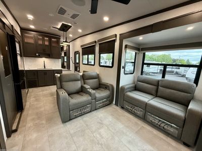 2025 Forest River Rockwood Signature — photo 31 view