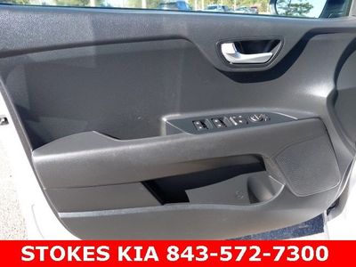 2020 Kia Rio - Photo 19