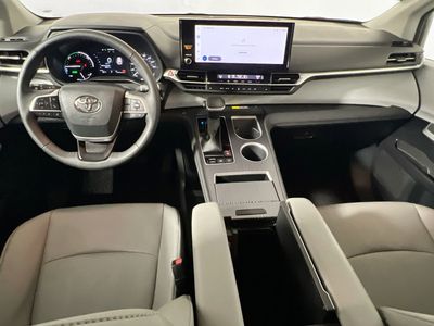 2025 Toyota Sienna - Photo 26