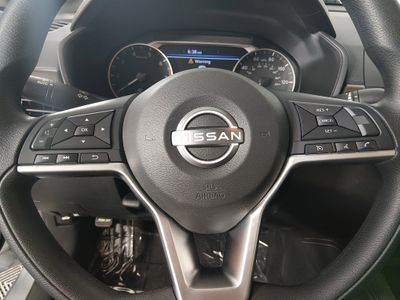 2023 Nissan Altima - Photo 12