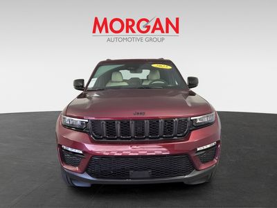 2025 Jeep Grand Cherokee — interior view