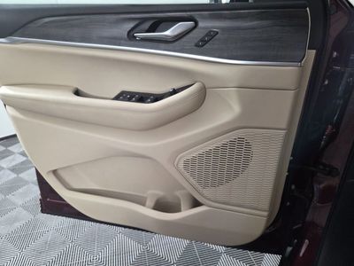 2025 Jeep Grand Cherokee — photo 23 view