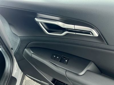 2026 Kia Sportage Hybrid — photo 32 view