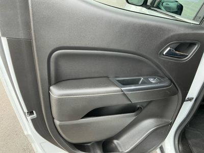 2018 GMC Canyon - Photo 16