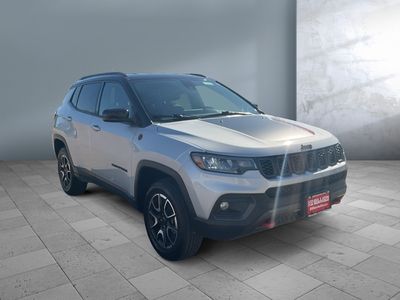 2025 Jeep Compass — photo 8 view