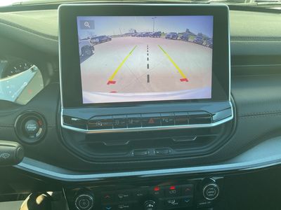 2025 Jeep Compass — photo 11 view