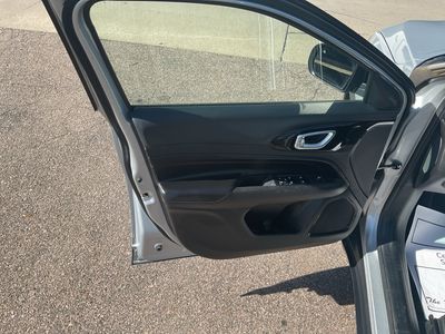 2025 Jeep Compass — photo 20 view