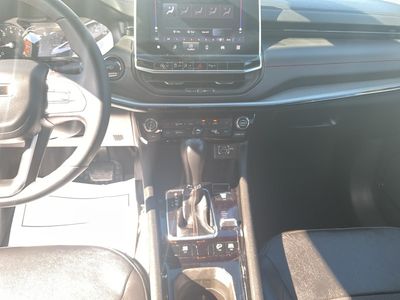 2025 Jeep Compass — photo 13 view