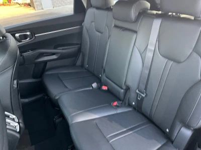 2026 Kia Sorento - Photo 18