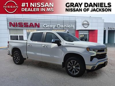 2022 Chevrolet Silverado 1500 LT in Summit White — front three-quarter view