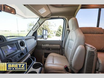 2023 Thor Motor Coach Four Winds — photo 11 view