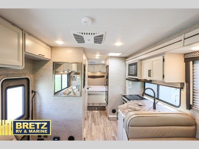 2023 Thor Motor Coach Four Winds — photo 14 view
