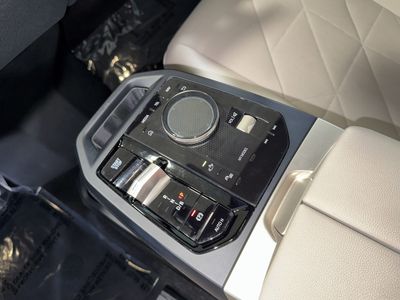 2023 BMW iX — photo 28 view