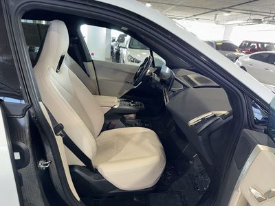 2023 BMW iX — photo 10 view