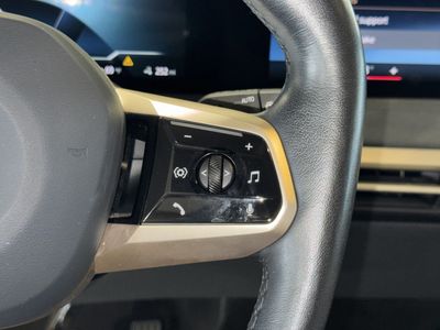 2023 BMW iX — photo 23 view