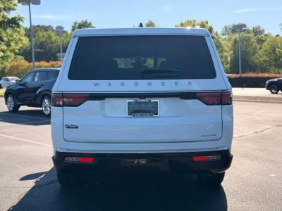 2024 Jeep Wagoneer L - Photo 13