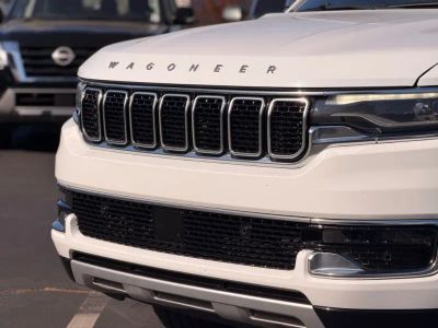 2024 Jeep Wagoneer L - Photo 10