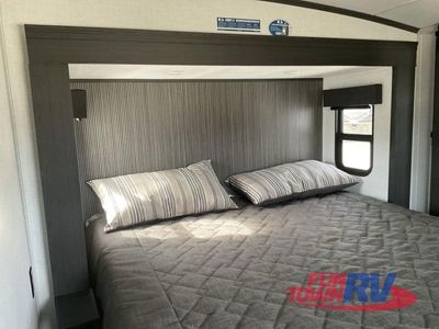 2025 Keystone RV Arcadia — photo 41 view