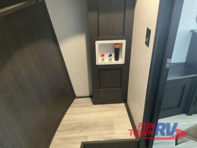2025 Keystone RV Arcadia — photo 46 view